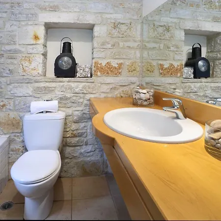 Olive בית נופש *